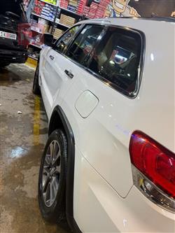 جیپ گراند شیرۆکی